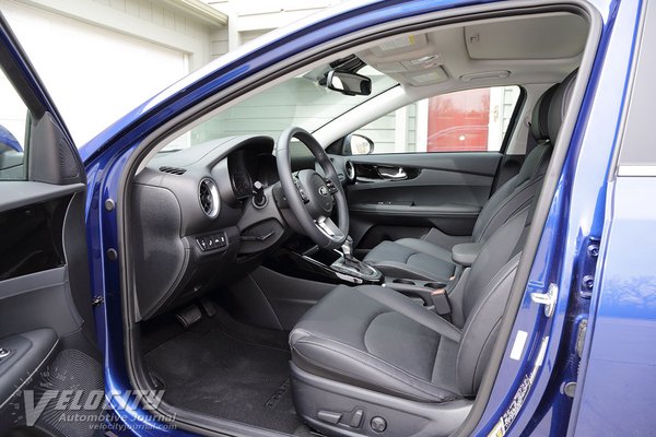 2019 Kia Forte EX Interior