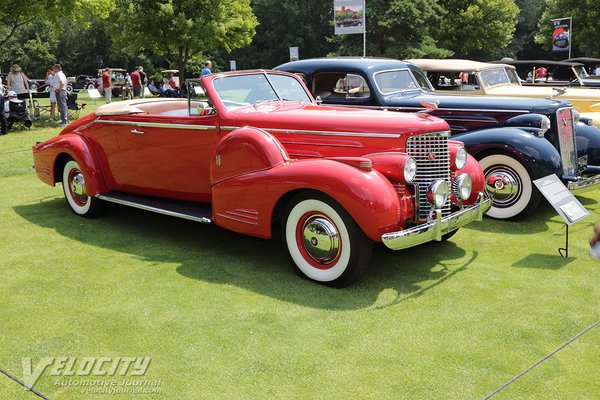 1939 Cadillac Series 90 Convertible Coupe