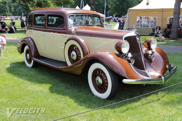 1934 Studebaker President sedan