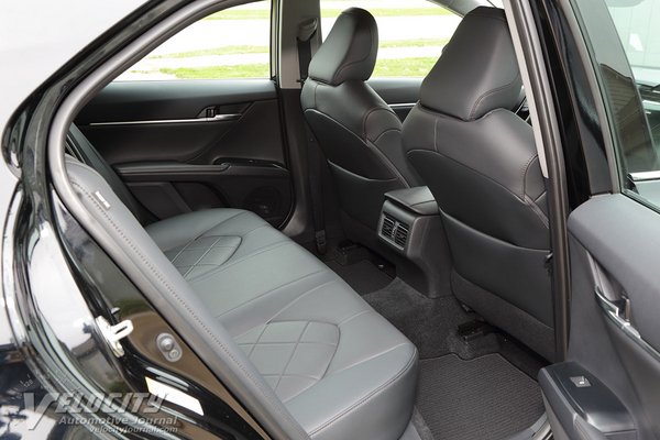 2019 Toyota Camry XLE Interior