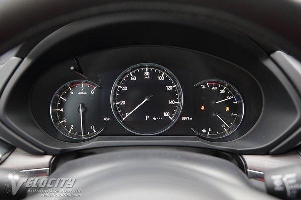 2019 Mazda CX-5 Signature Instrumentation