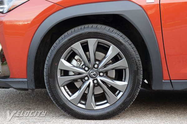 2019 Lexus UX200 F Sport Wheel