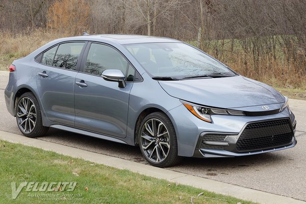 2020 Toyota Corolla XSE sedan