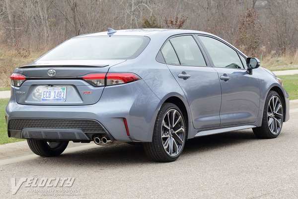 2020 Toyota Corolla XSE sedan