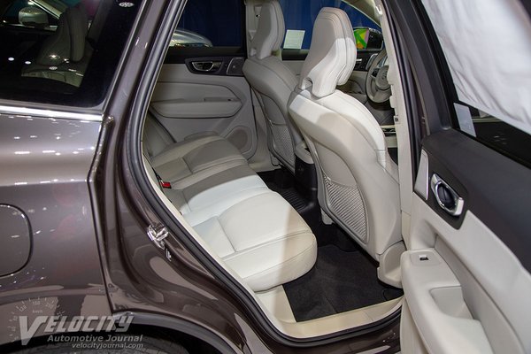 2022 Volvo XC60 Interior