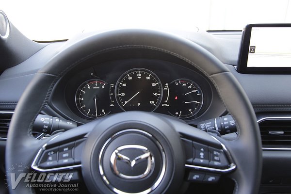 2021 Mazda CX-5 Signature AWD Instrumentation