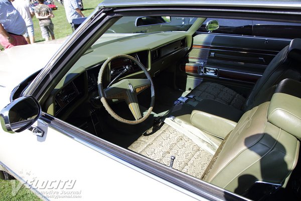 1971 Oldsmobile Ninety-Eight 2d ht Interior