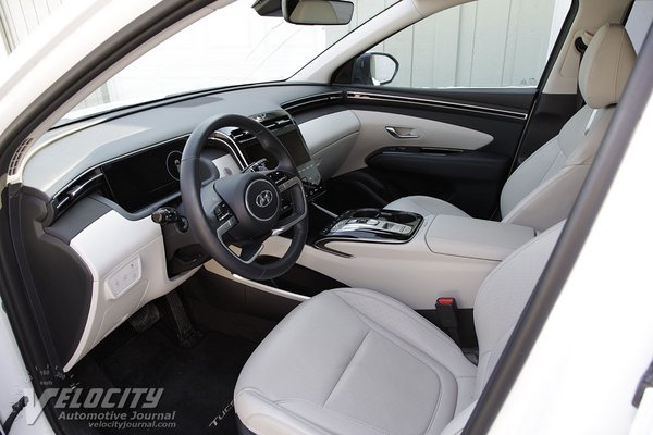 2022 Hyundai Tucson Hybrid Interior