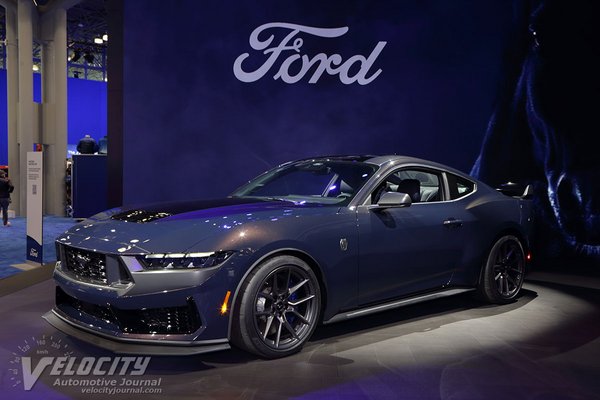 2024 Ford Mustang Dark Horse