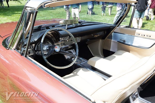 1961 Chrysler 300G convertible Interior