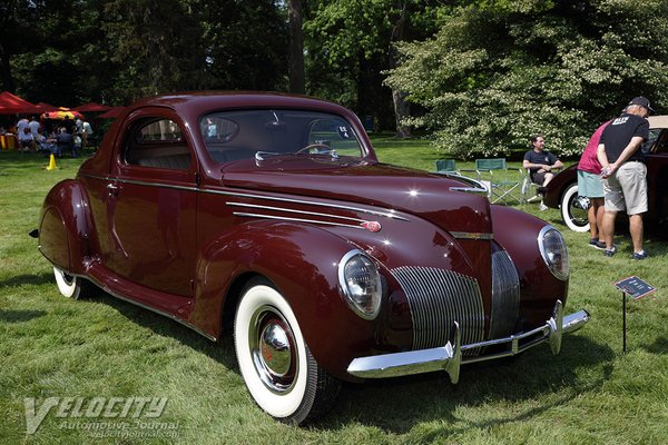 1939 Lincoln Zephyr