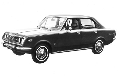 1971 Toyota Corona Mark II 4-door Sedan