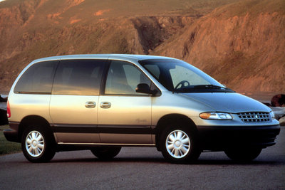 1999 Plymouth Voyager