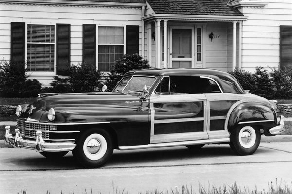 1946 Chrysler Town & Country 2d