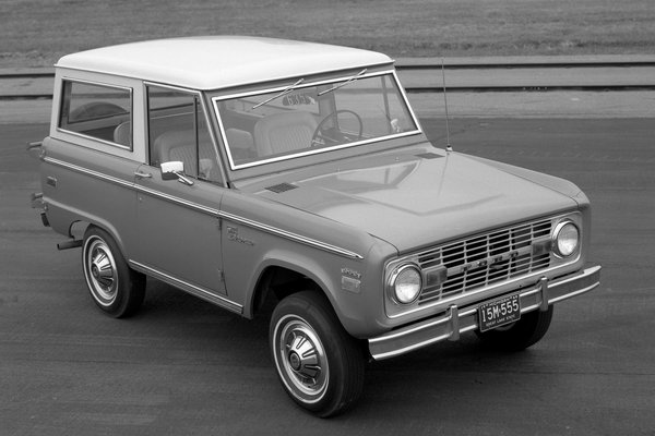 1970 Ford Bronco Wagon
