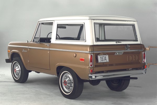 1974 Ford Bronco Wagon