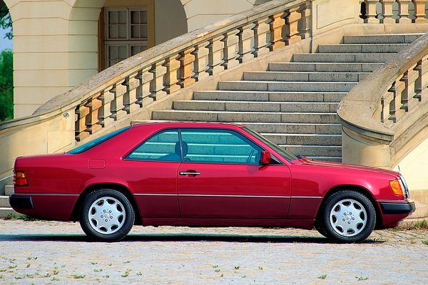 1992 Mercedes-Benz 300 CE 2d coupe