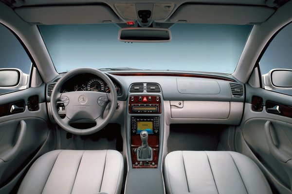 1998 Mercedes-Benz CLK-Class coupe Interior