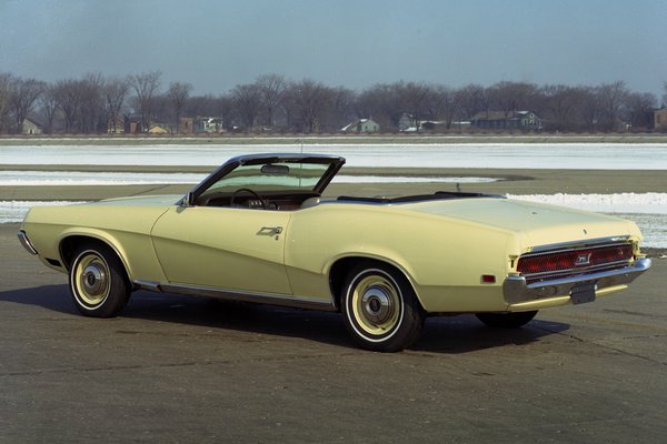 1969 Mercury Cougar convertible