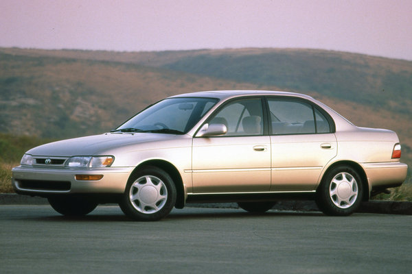 1993 Toyota Corolla DX sedan