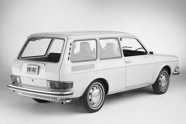 1972 Volkswagen 411 (type 4) 2d wagon