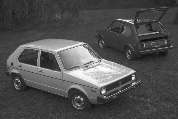 1975 Volkswagen Rabbit 4d