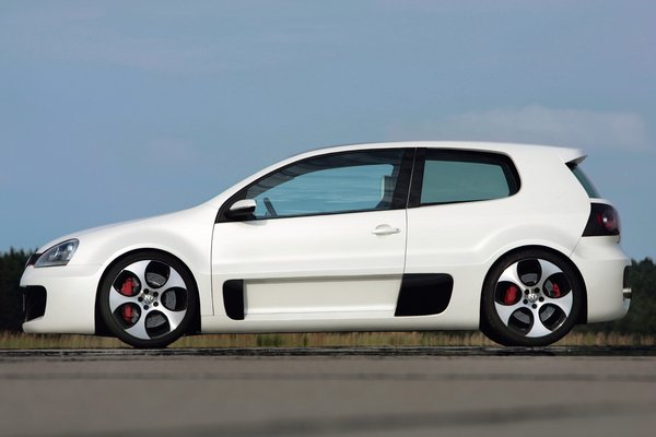 2007 Volkswagen Golf GTI W12-650