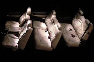 2000 GMC Yukon seating