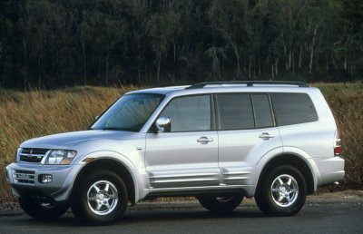 2001 Mitsubishi Montero