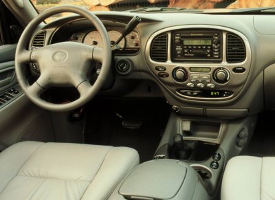 2001 Toyota Sequoia interior