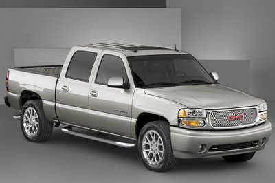 2004 GMC Sierra Crew Cab Denali Limited Edition