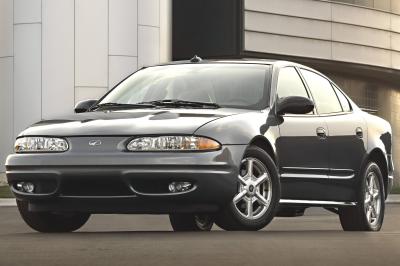 2004 Oldsmobile Alero sedan