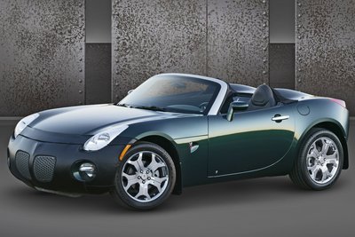 2005 Pontiac Solstice Accessorized