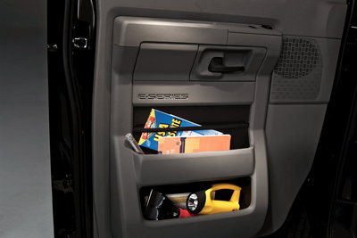 2009 Ford E-Series Wagon Interior