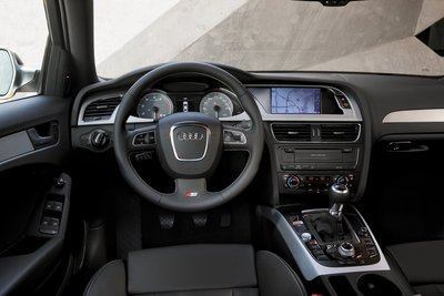 2010 Audi S4 Sedan Instrumentation