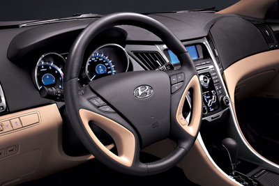 2010 Hyundai Sonata Instrumentation