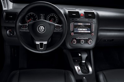 2010 Volkswagen Jetta Sedan Instrumentation