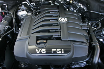 2011 Volkswagen Touareg Engine