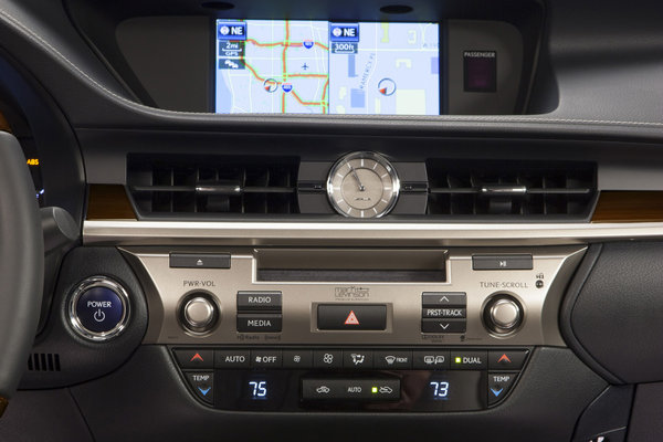 2013 Lexus ES 350 Instrumentation