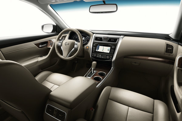 2013 Nissan Altima Interior