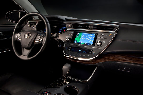 2013 Toyota Avalon Instrumentation