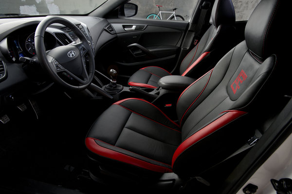 2012 Hyundai Veloster C3 Roll Top Interior