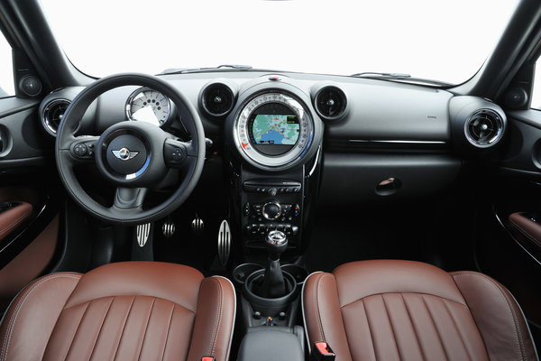 2013 Mini Cooper Paceman Instrumentation