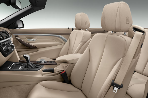 2014 BMW 4-Series Convertible Interior