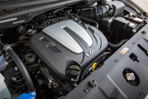 2014 Kia Sedona EX Engine