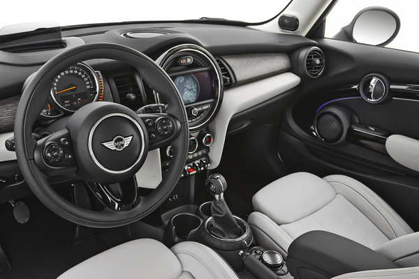 2014 Mini Cooper Hardtop Interior