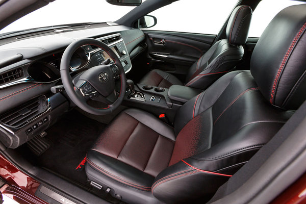 2012 Toyota Avalon TRD Edition Interior