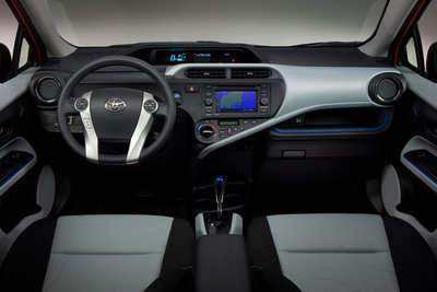 2012 Toyota Prius c Instrumentation