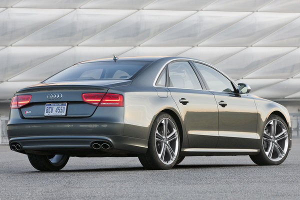 2013 Audi S8