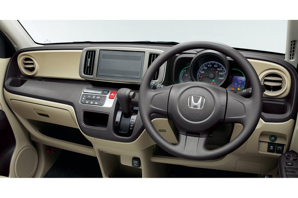 2013 Honda N-One Instrumentation